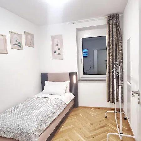 شقة Ravensburg City Apartment *